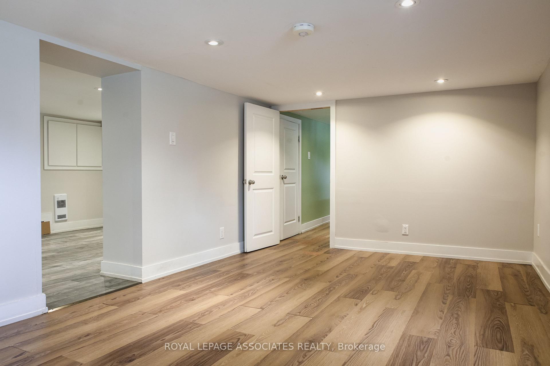 Photo 2 of 330 Athol Street E, Oshawa, Central — HOMEH
