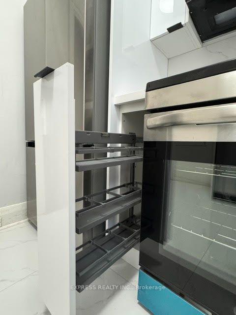 Photo 25 of Unit Main, 167 Highbourne Road, Toronto, Yonge-Eglinton — HOMEH