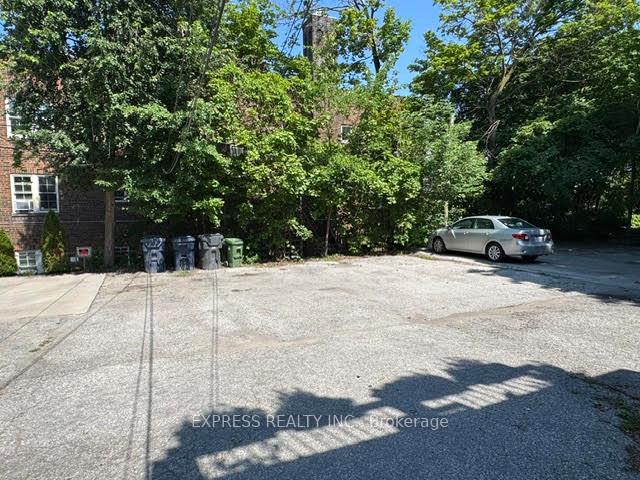 Photo 28 of Unit Main, 167 Highbourne Road, Toronto, Yonge-Eglinton — HOMEH