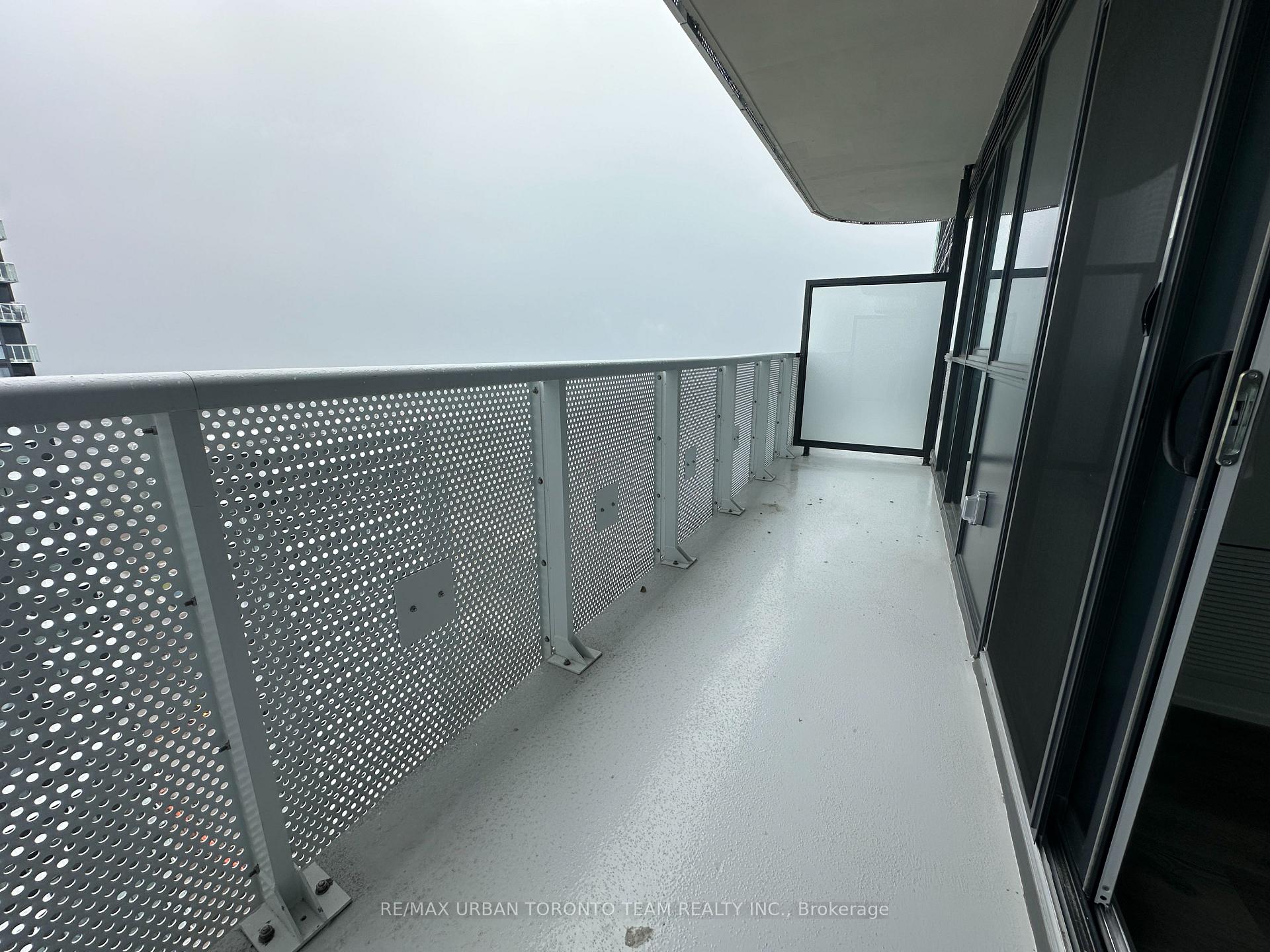 Photo 8 of Unit 5601, 225 Commerce Street, Vaughan, Vaughan Corporate Centre — HOMEH