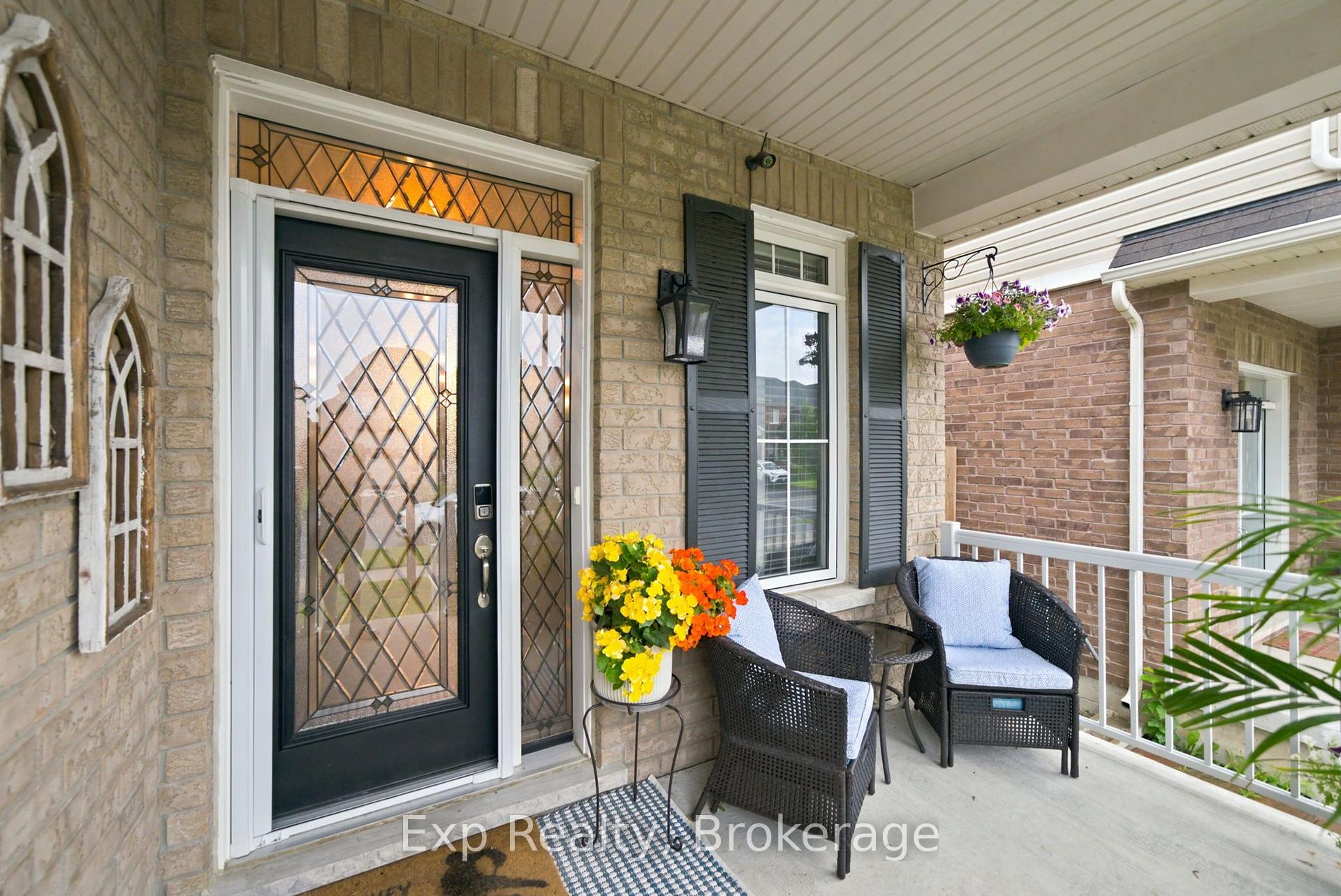 Photo 4 of 26 William Fair Drive, Clarington, Bowmanville — HOMEH