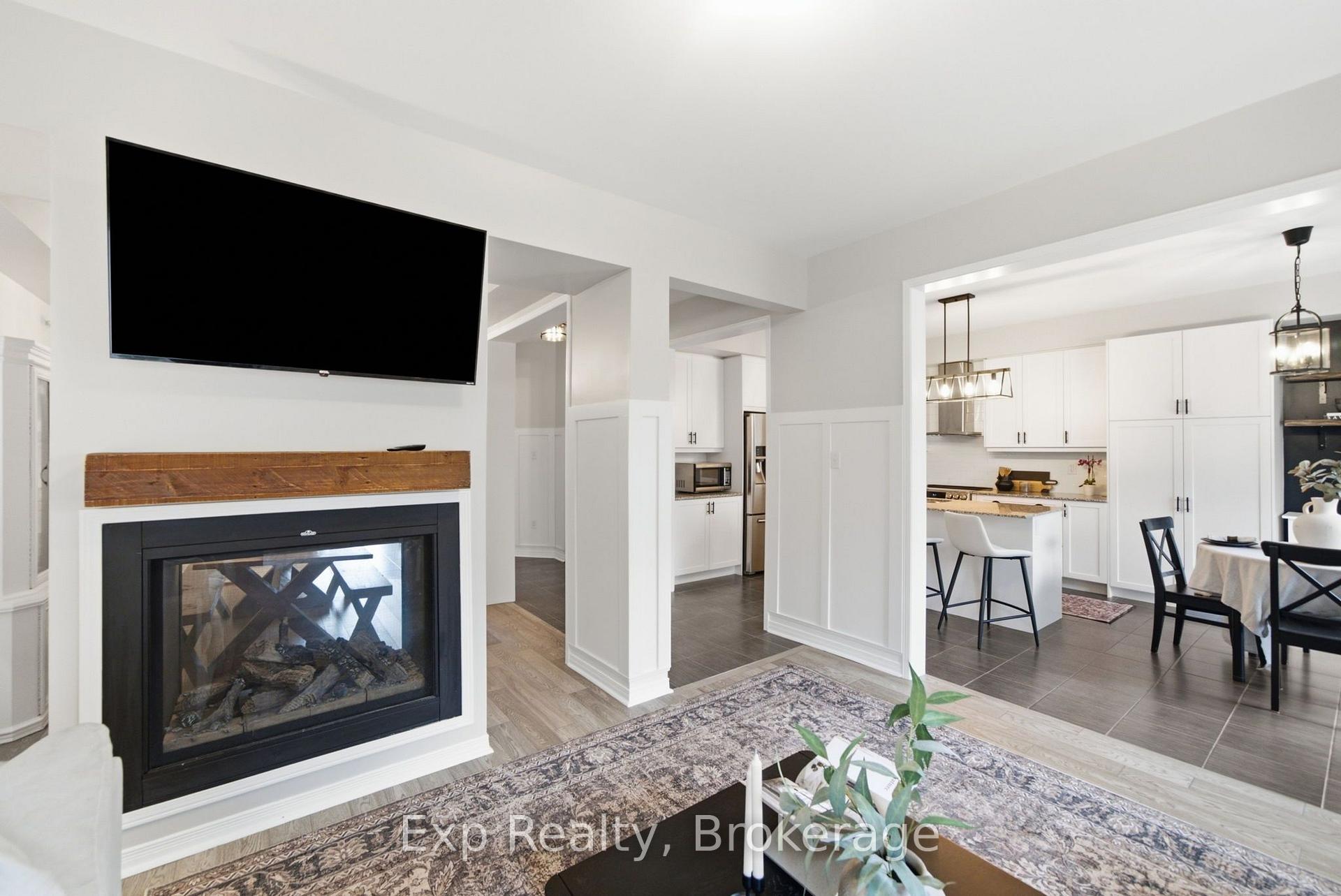 Photo 10 of 26 William Fair Drive, Clarington, Bowmanville — HOMEH
