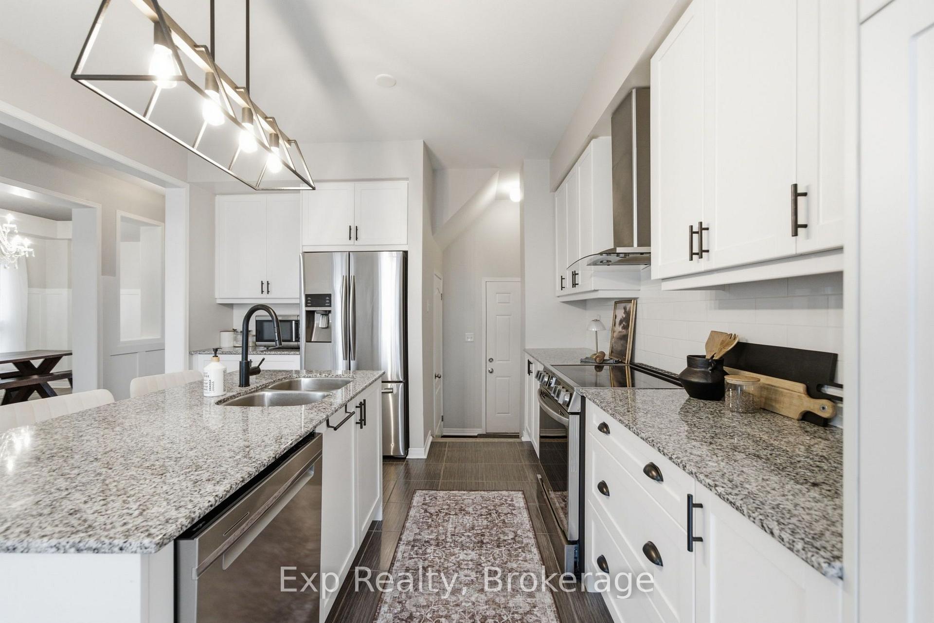Photo 14 of 26 William Fair Drive, Clarington, Bowmanville — HOMEH