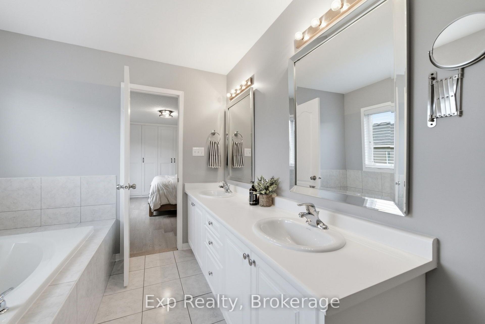 Photo 23 of 26 William Fair Drive, Clarington, Bowmanville — HOMEH