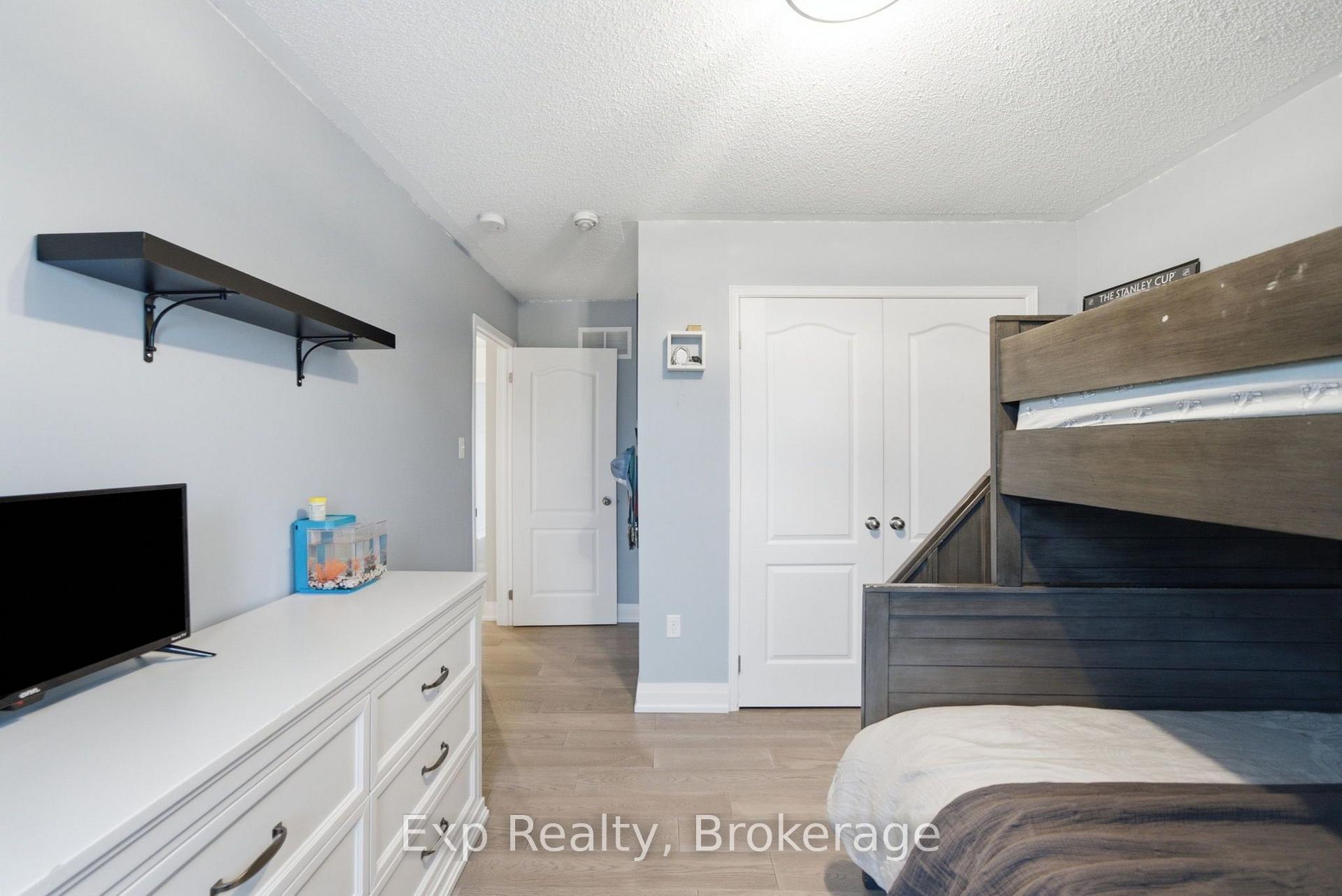 Photo 29 of 26 William Fair Drive, Clarington, Bowmanville — HOMEH