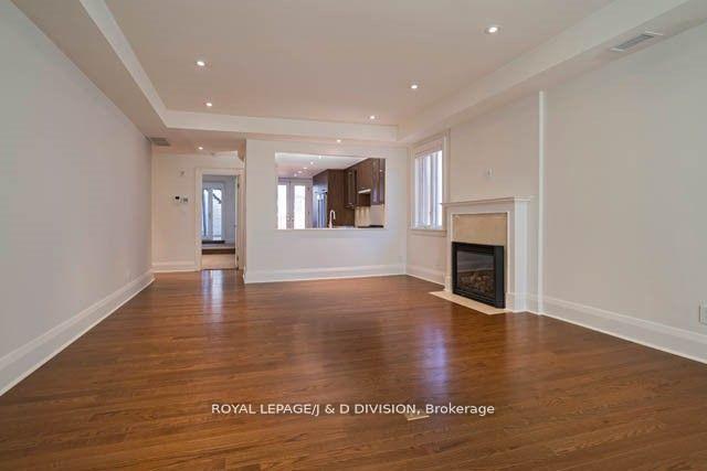 Photo 3 of Unit 202, 85 Admiral Road, Toronto, The Annex — HOMEH