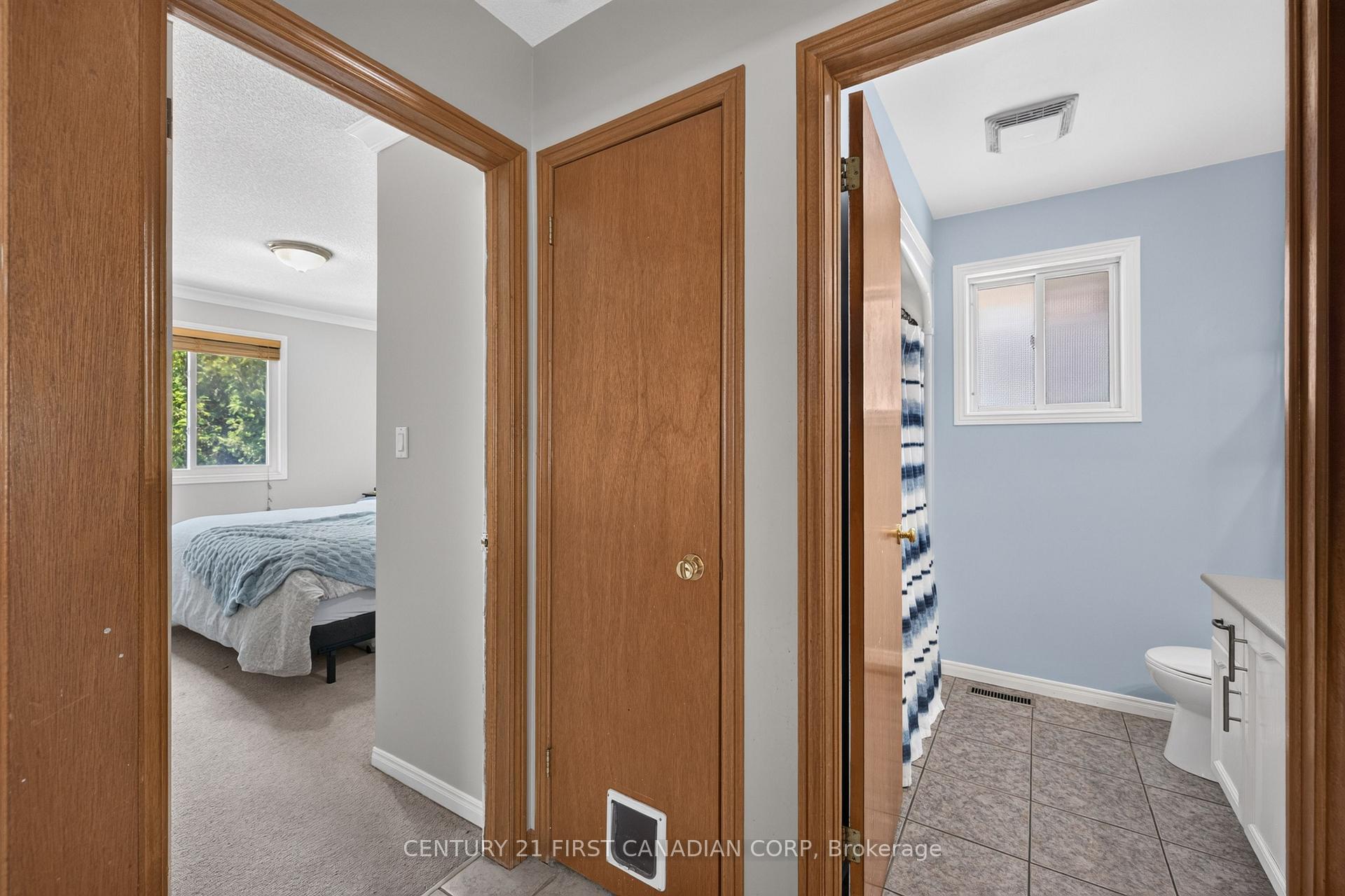 Photo 17 of 33 Oldewood Crescent, St. Thomas — HOMEH