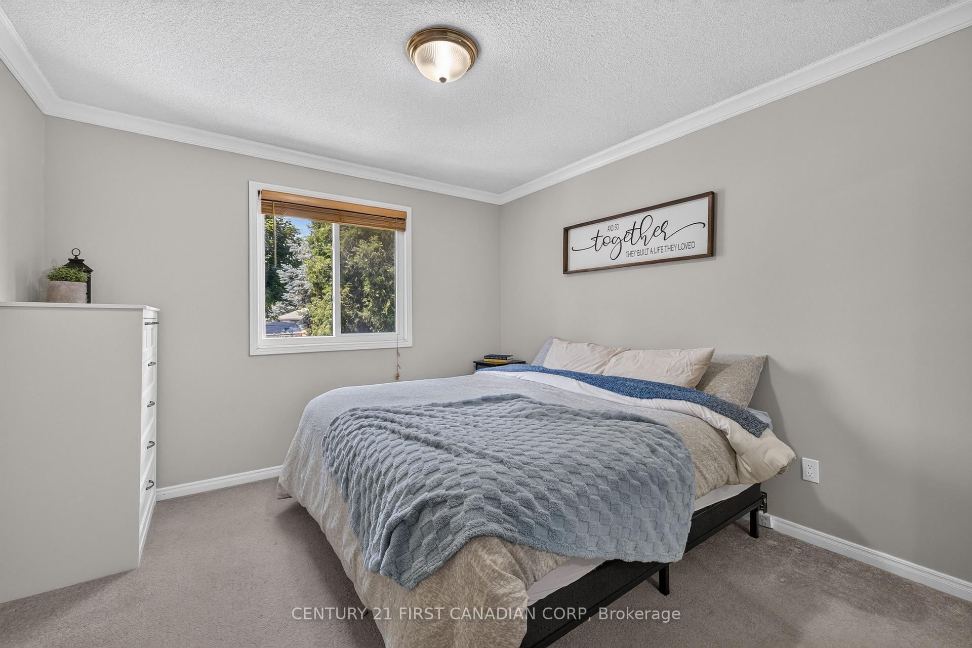 Photo 22 of 33 Oldewood Crescent, St. Thomas — HOMEH