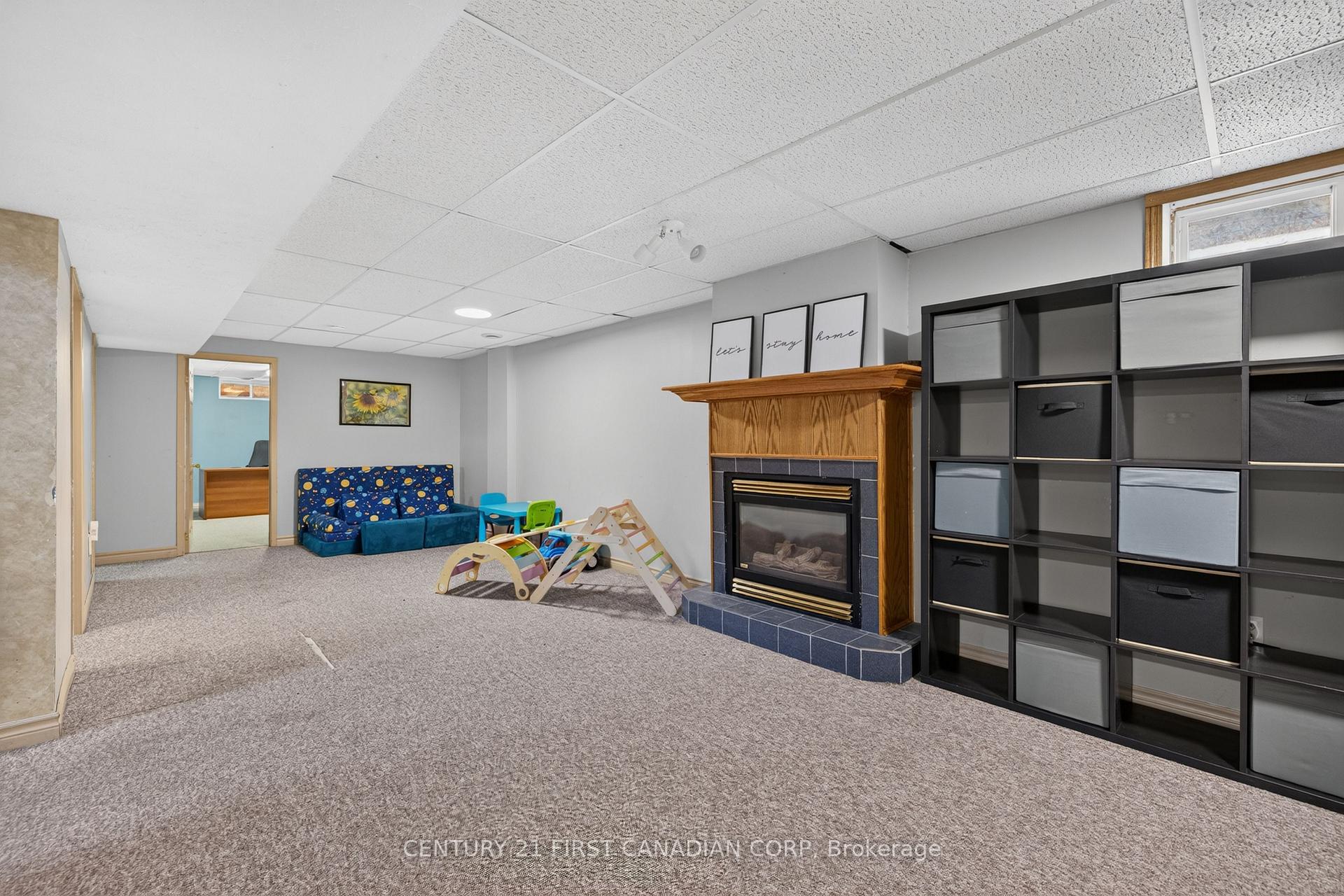 Photo 29 of 33 Oldewood Crescent, St. Thomas — HOMEH