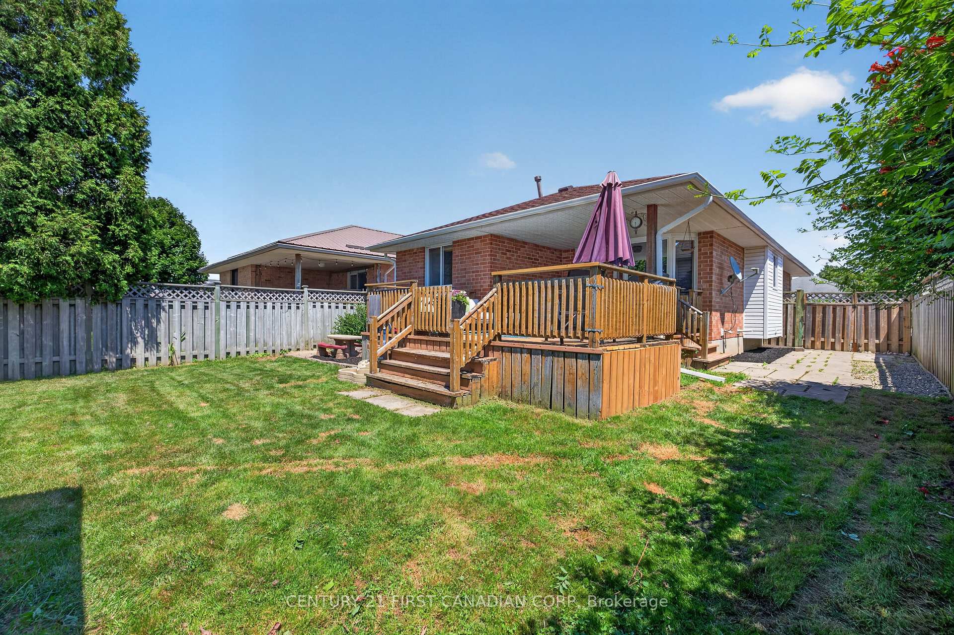 Photo 37 of 33 Oldewood Crescent, St. Thomas — HOMEH