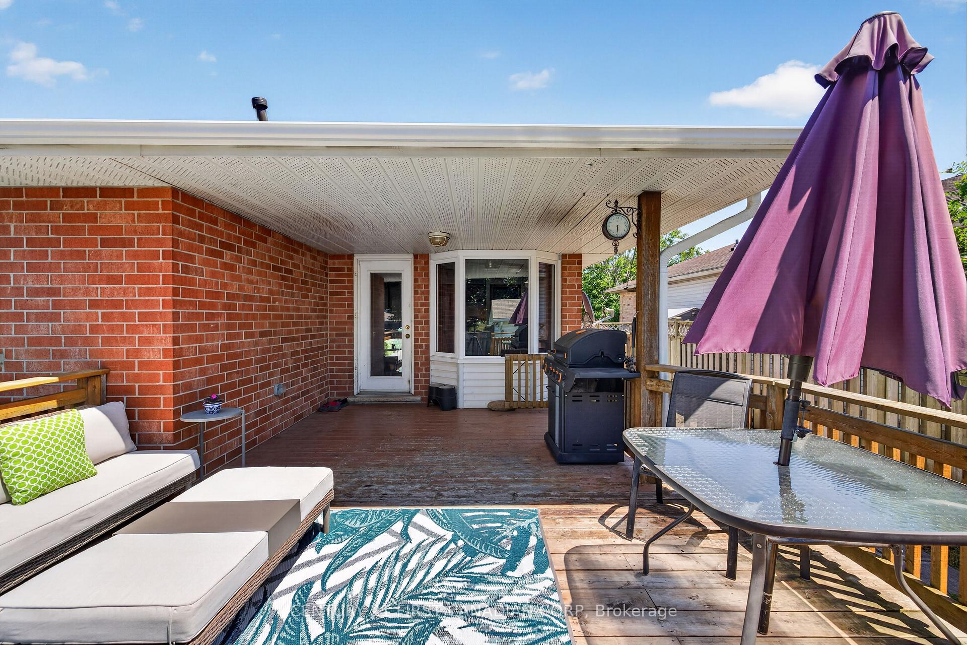 Photo 41 of 33 Oldewood Crescent, St. Thomas — HOMEH
