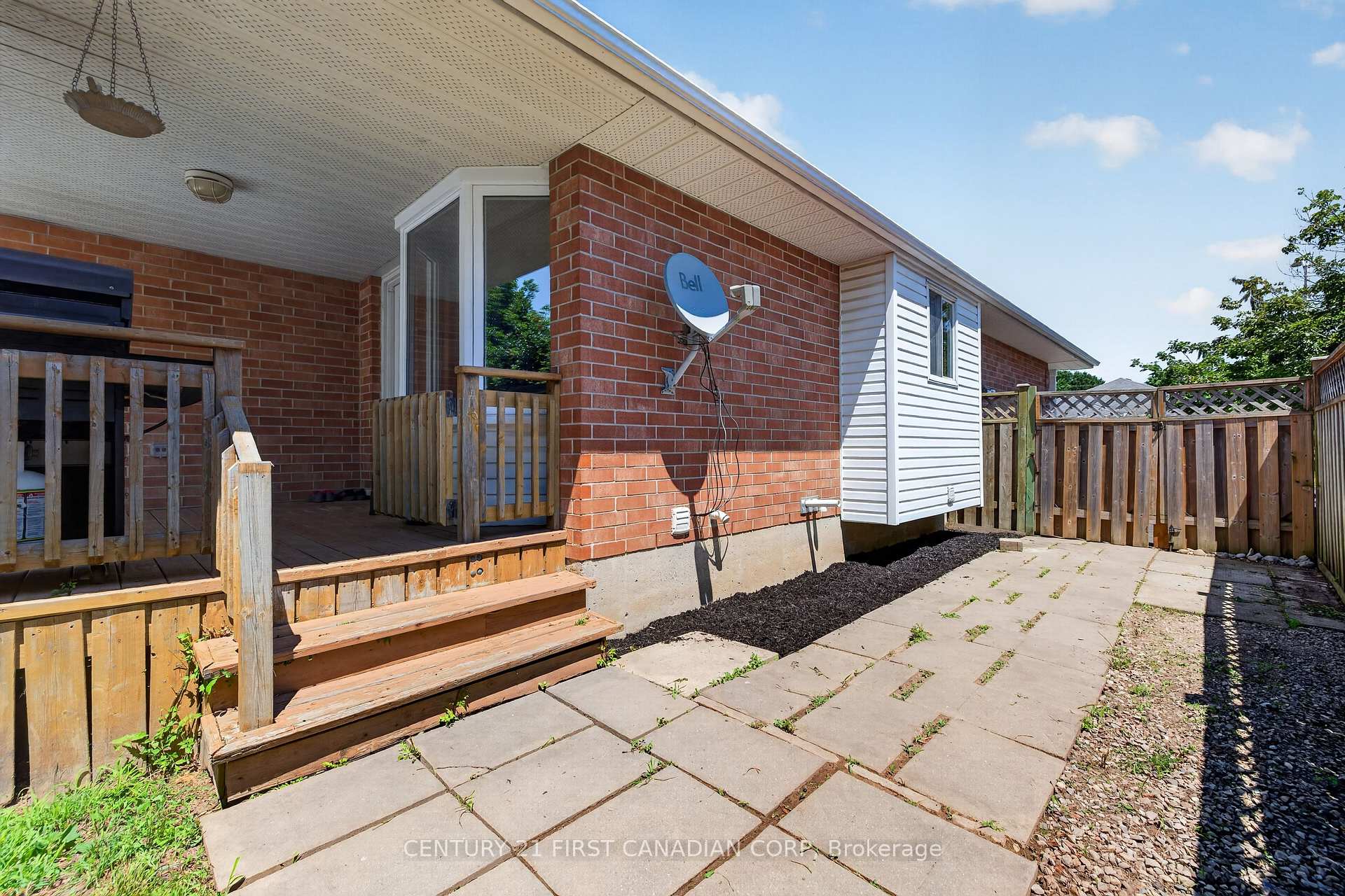 Photo 44 of 33 Oldewood Crescent, St. Thomas — HOMEH