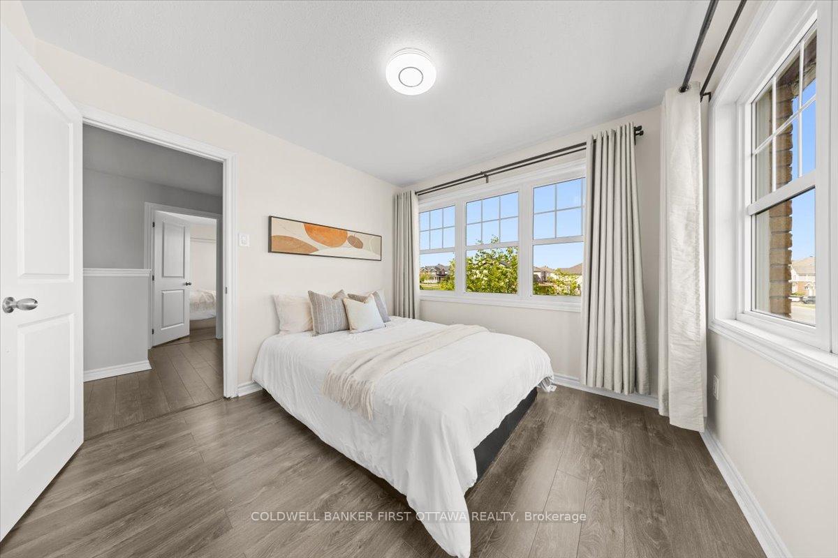 Photo 7 of 619 Dundonald Drive, Ottawa, Barrhaven - Half Moon Bay — HOMEH