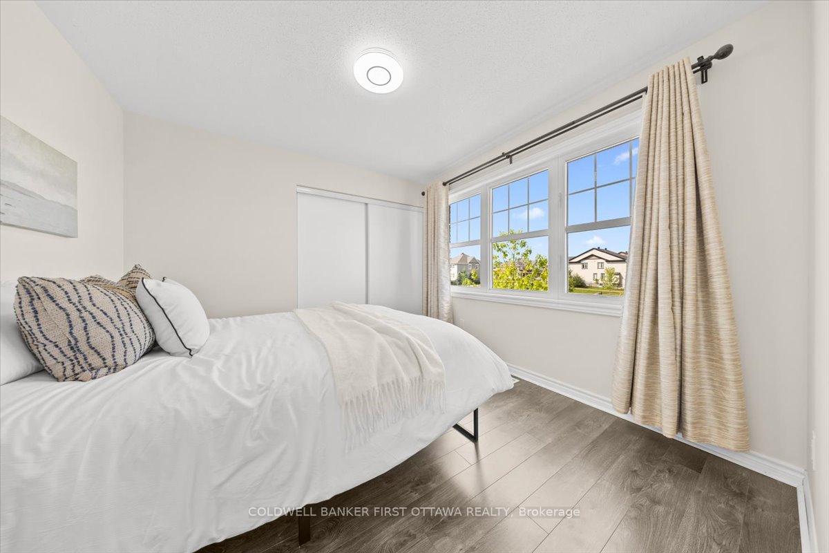 Photo 9 of 619 Dundonald Drive, Ottawa, Barrhaven - Half Moon Bay — HOMEH