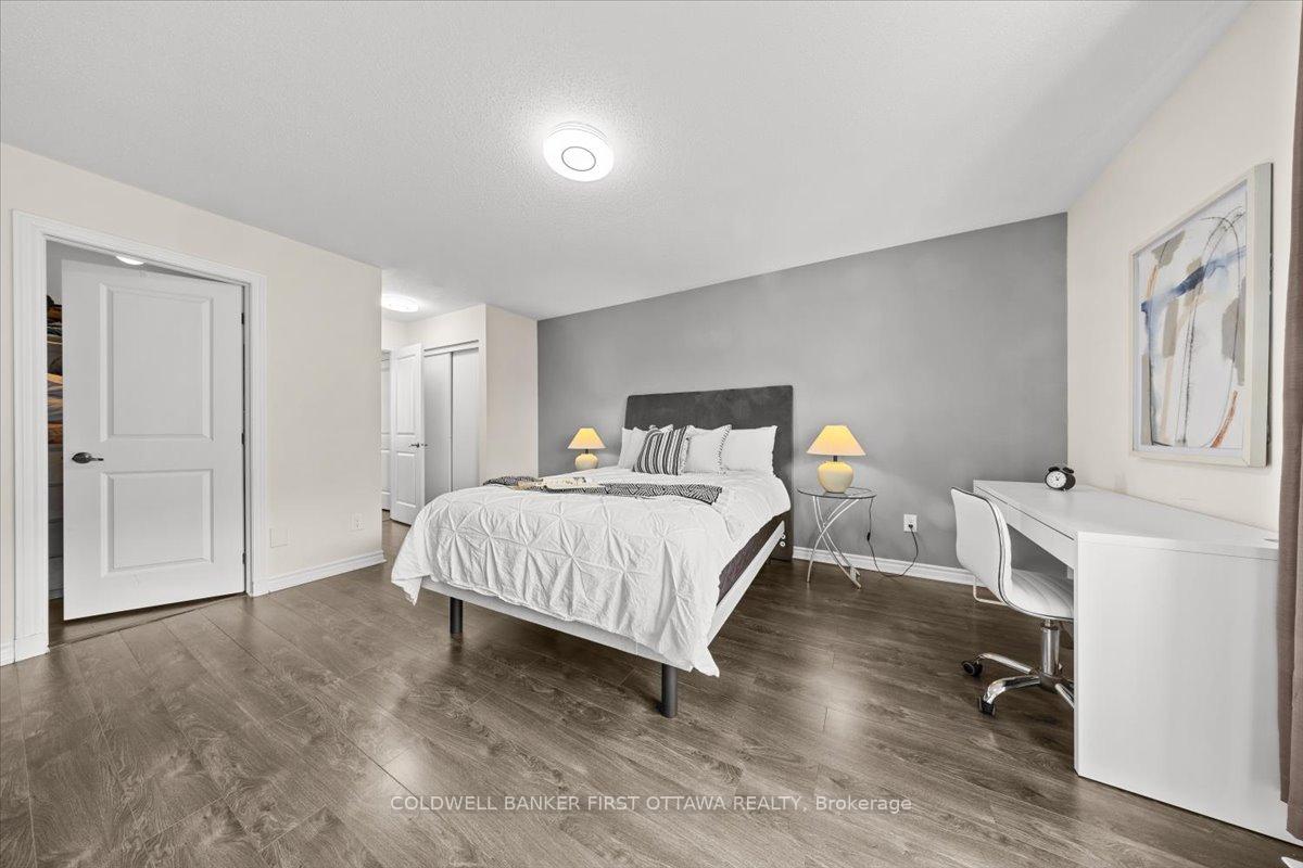 Photo 13 of 619 Dundonald Drive, Ottawa, Barrhaven - Half Moon Bay — HOMEH