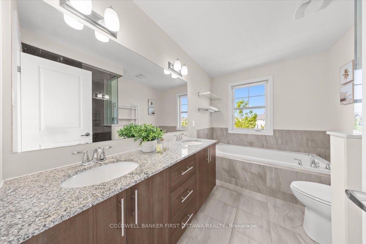 Photo 15 of 619 Dundonald Drive, Ottawa, Barrhaven - Half Moon Bay — HOMEH
