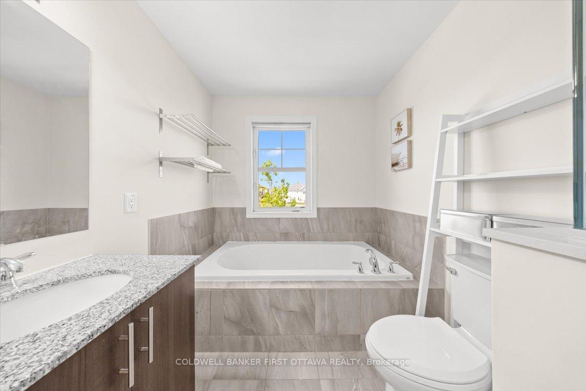 Photo 16 of 619 Dundonald Drive, Ottawa, Barrhaven - Half Moon Bay — HOMEH