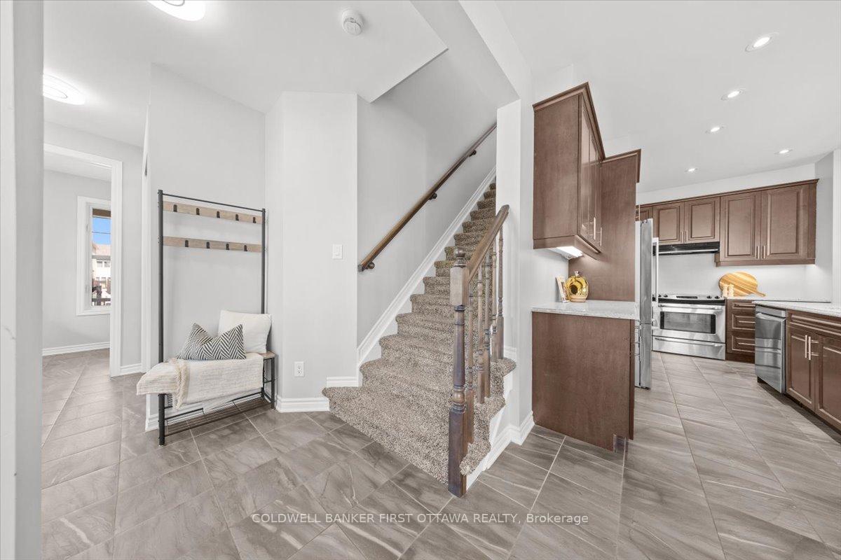 Photo 19 of 619 Dundonald Drive, Ottawa, Barrhaven - Half Moon Bay — HOMEH