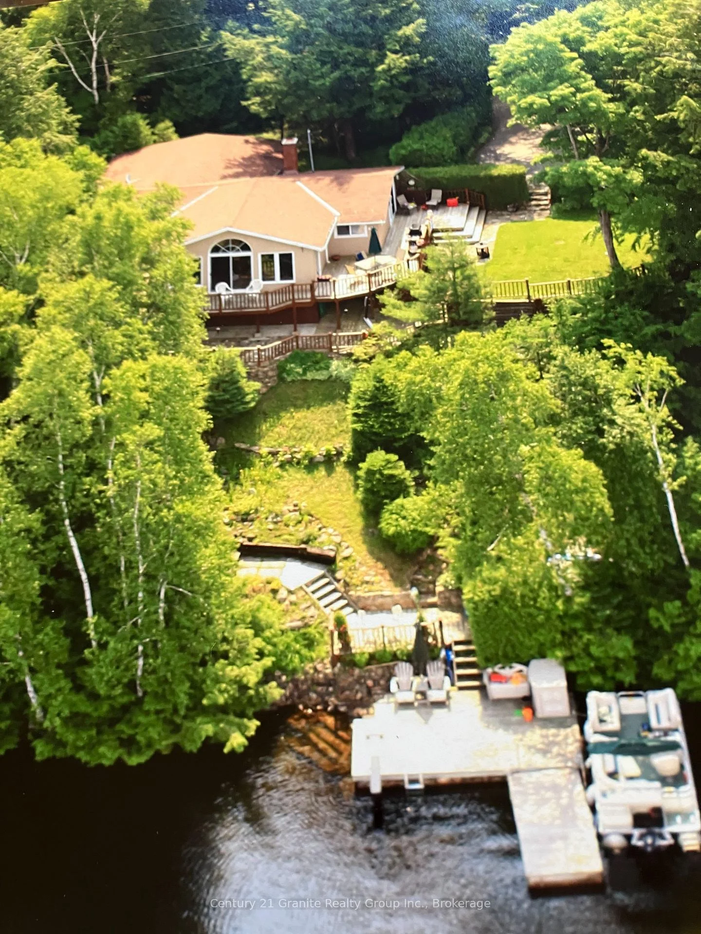 Photo 1 of 1109 Burnt Point Trail, Highlands East, Glamorgan — HOMEH
