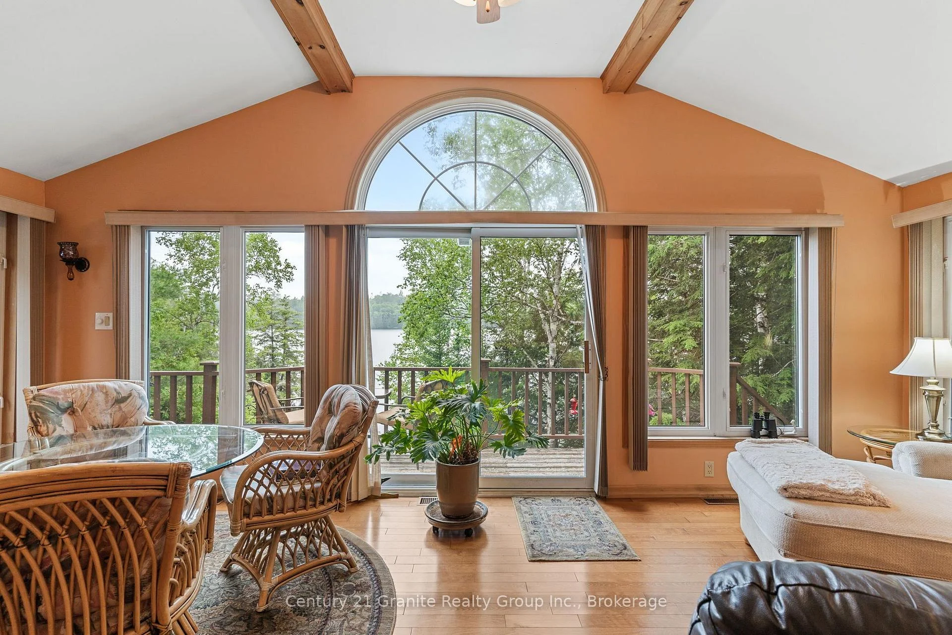 Photo 8 of 1109 Burnt Point Trail, Highlands East, Glamorgan — HOMEH