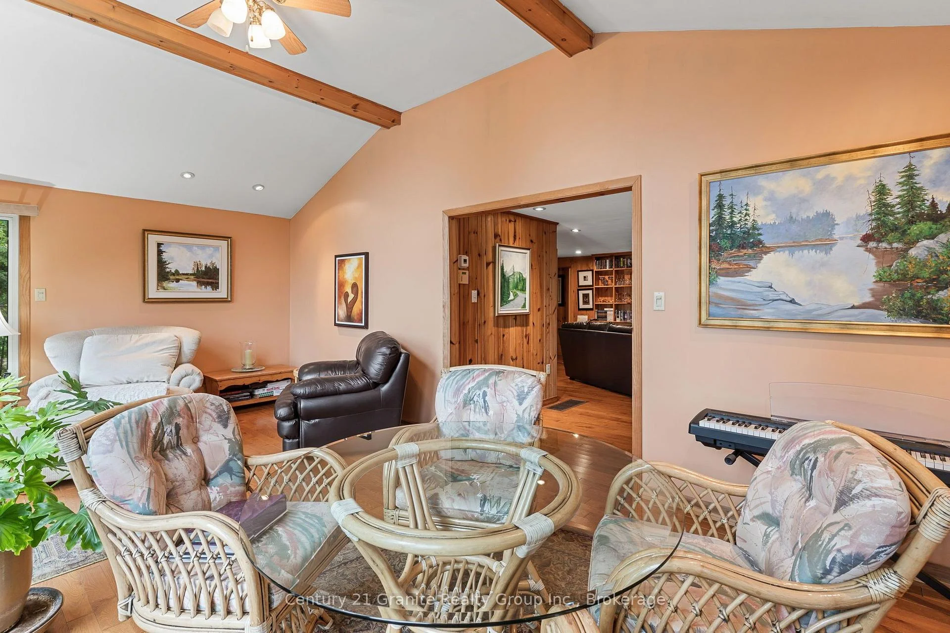 Photo 11 of 1109 Burnt Point Trail, Highlands East, Glamorgan — HOMEH