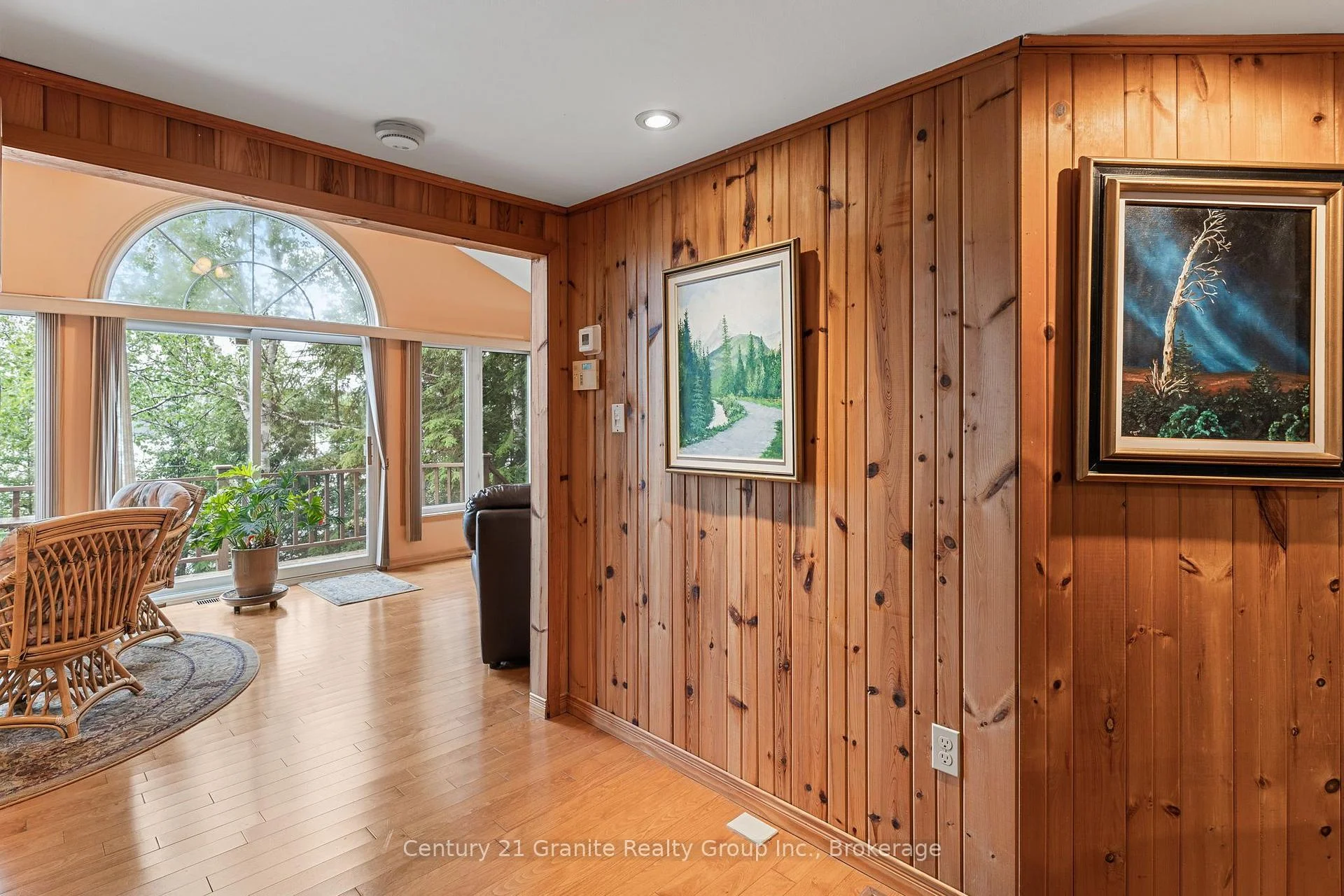 Photo 13 of 1109 Burnt Point Trail, Highlands East, Glamorgan — HOMEH