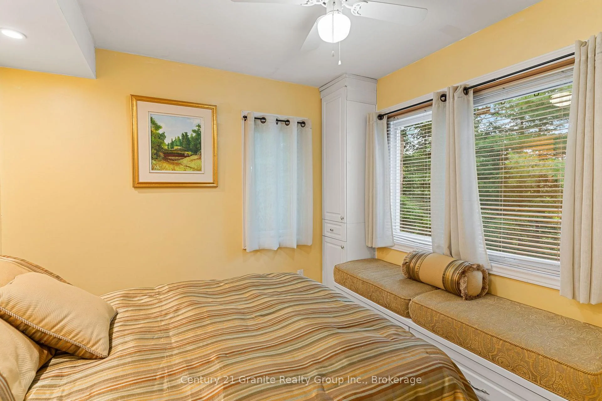 Photo 20 of 1109 Burnt Point Trail, Highlands East, Glamorgan — HOMEH