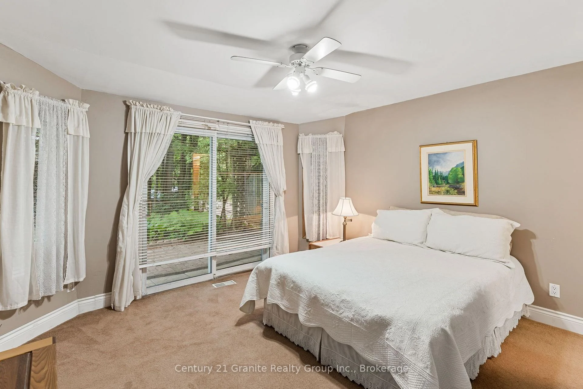 Photo 30 of 1109 Burnt Point Trail, Highlands East, Glamorgan — HOMEH