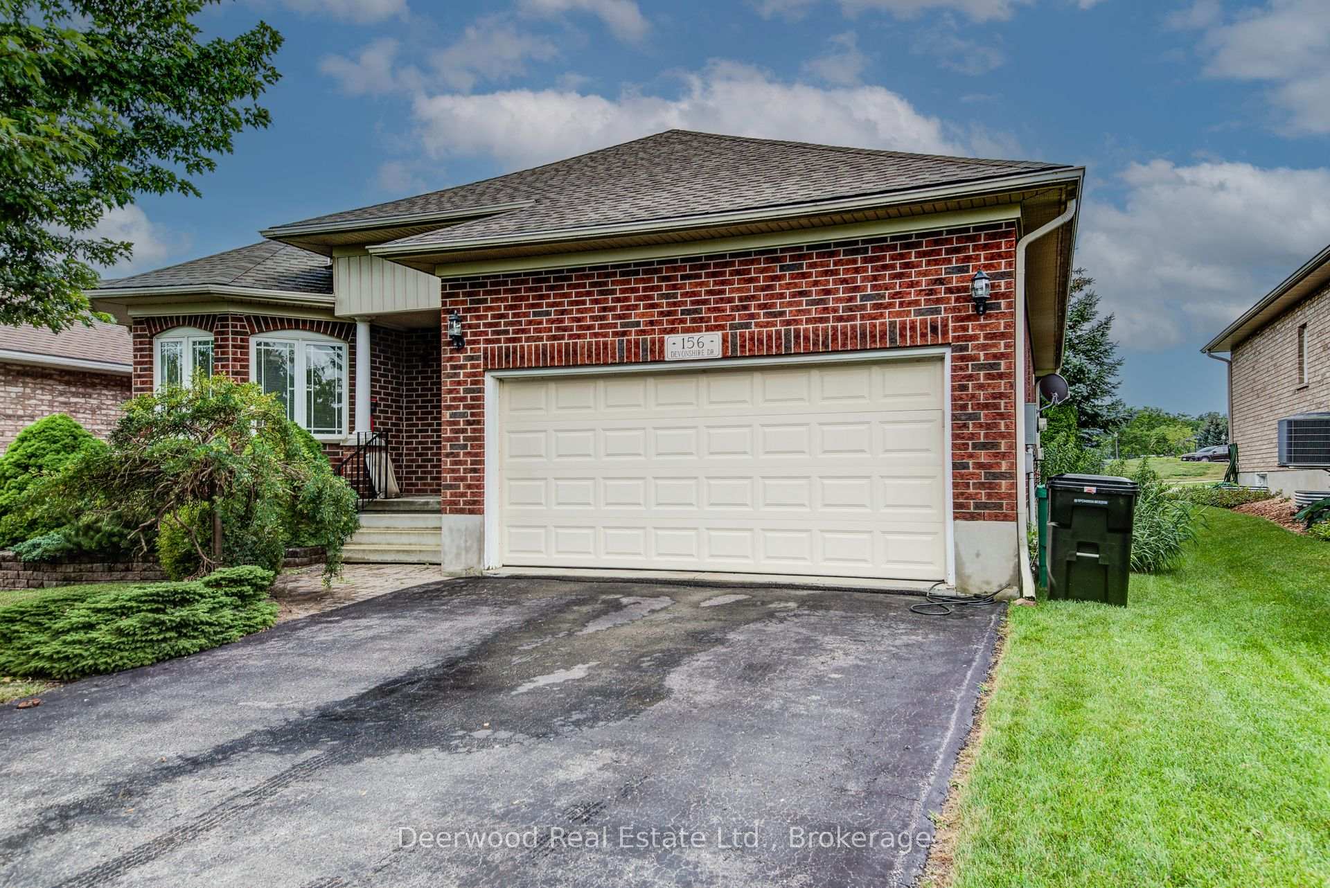 Photo 1 of Unit 19, 156 Devonshire Drive, Wilmot, New Hamburg — HOMEH