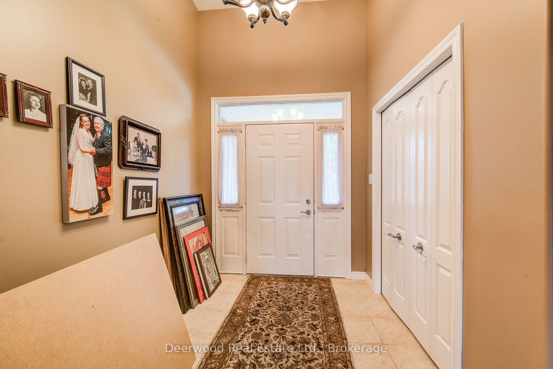 Photo 7 of Unit 19, 156 Devonshire Drive, Wilmot, New Hamburg — HOMEH