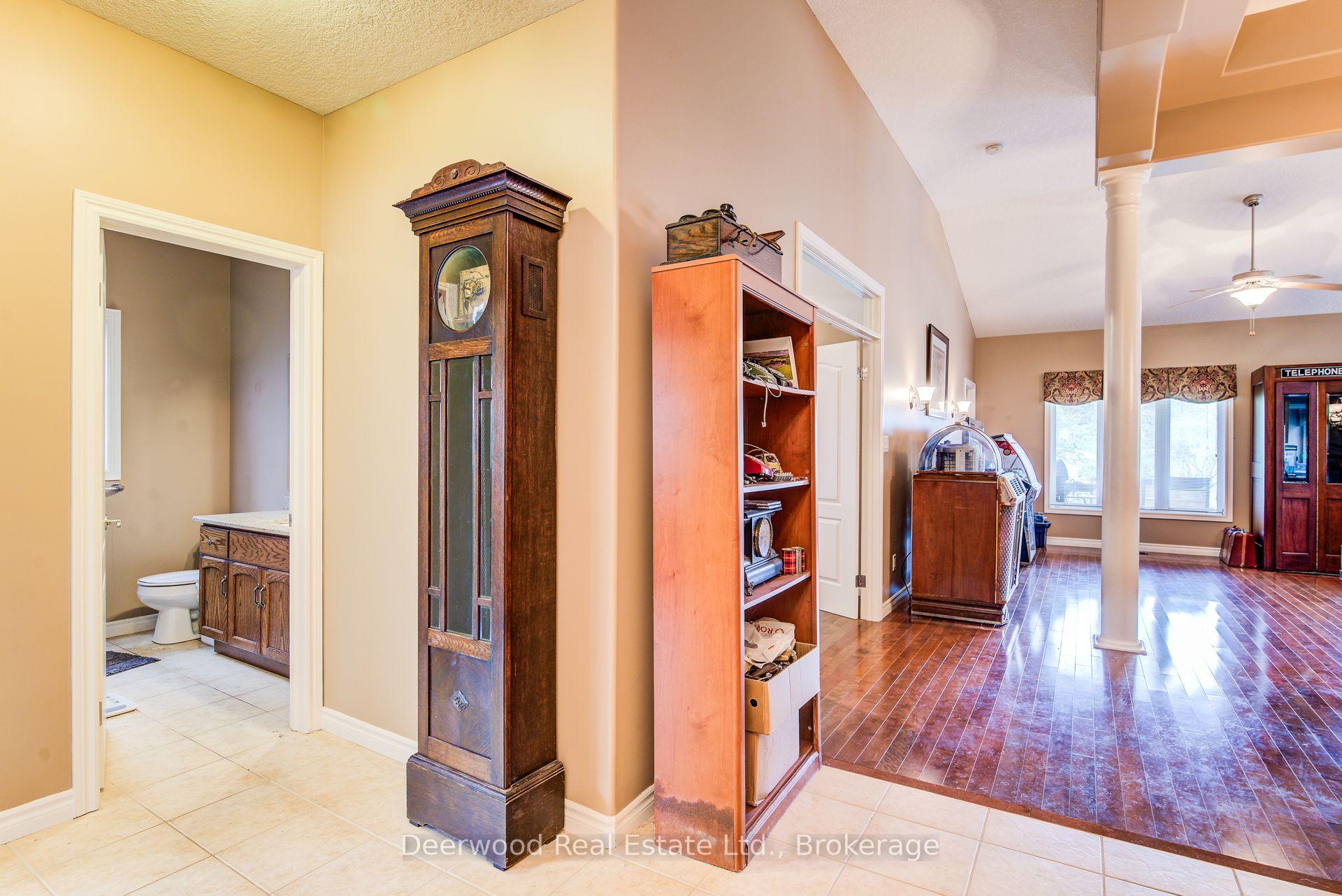 Photo 9 of Unit 19, 156 Devonshire Drive, Wilmot, New Hamburg — HOMEH