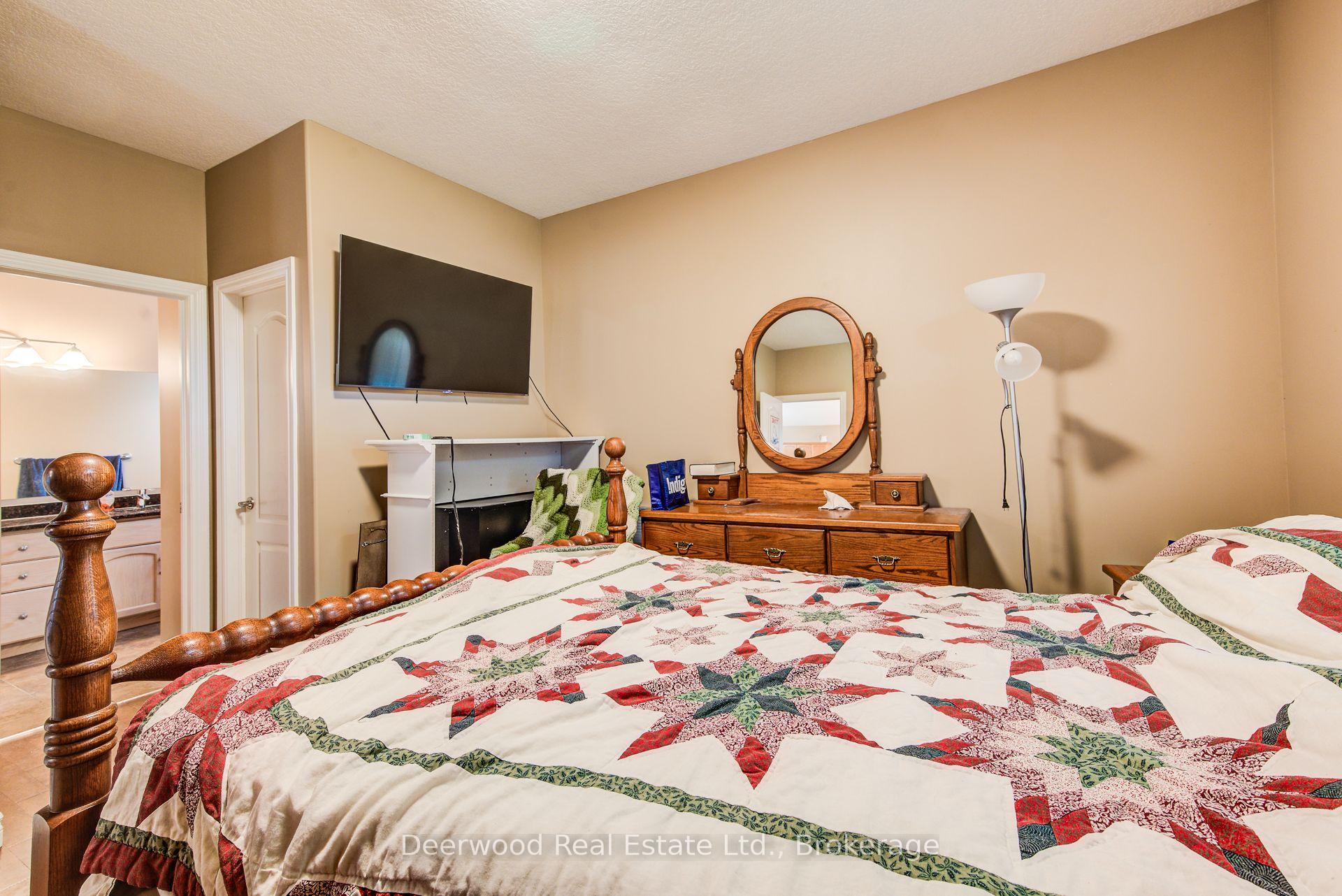 Photo 20 of Unit 19, 156 Devonshire Drive, Wilmot, New Hamburg — HOMEH