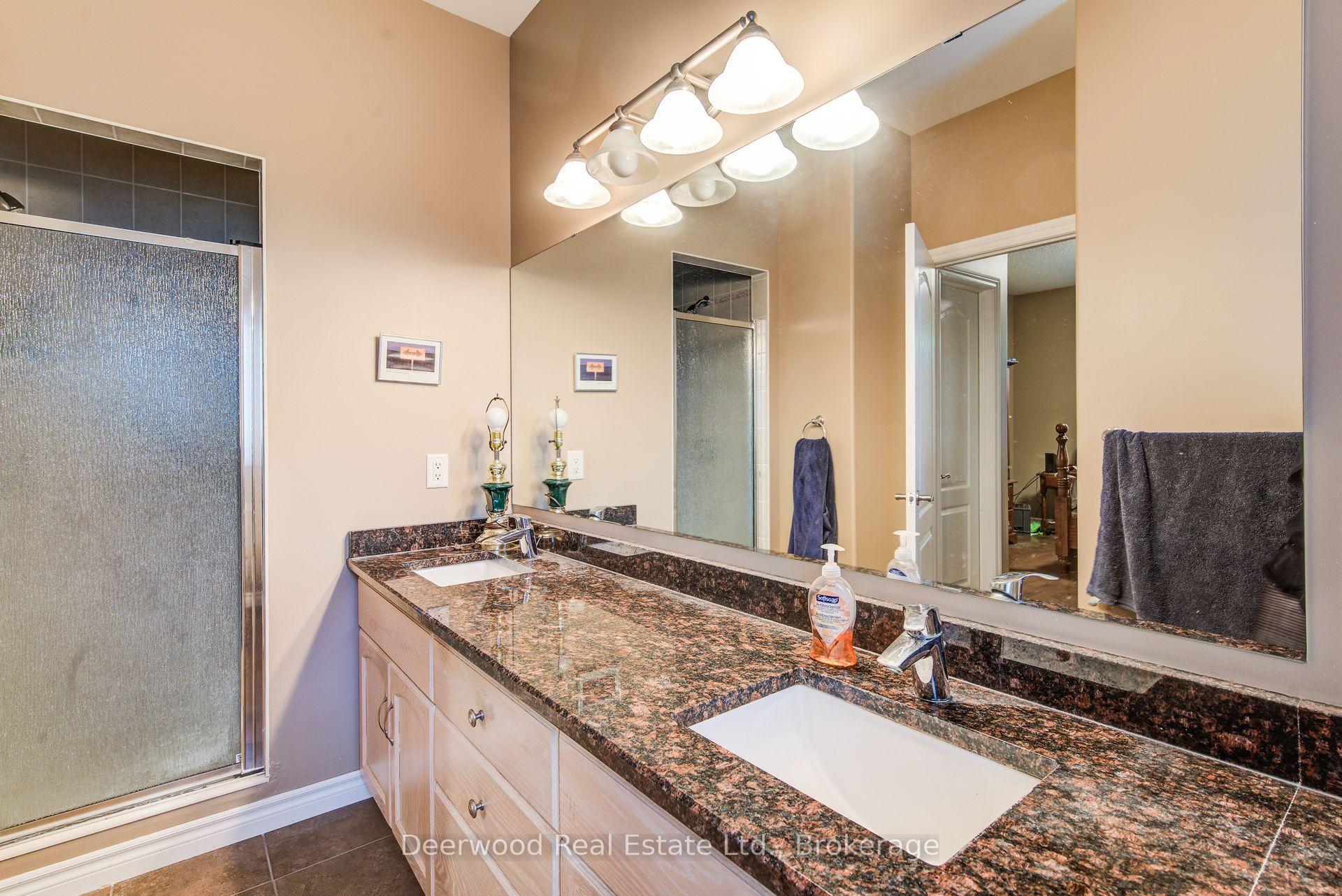 Photo 22 of Unit 19, 156 Devonshire Drive, Wilmot, New Hamburg — HOMEH