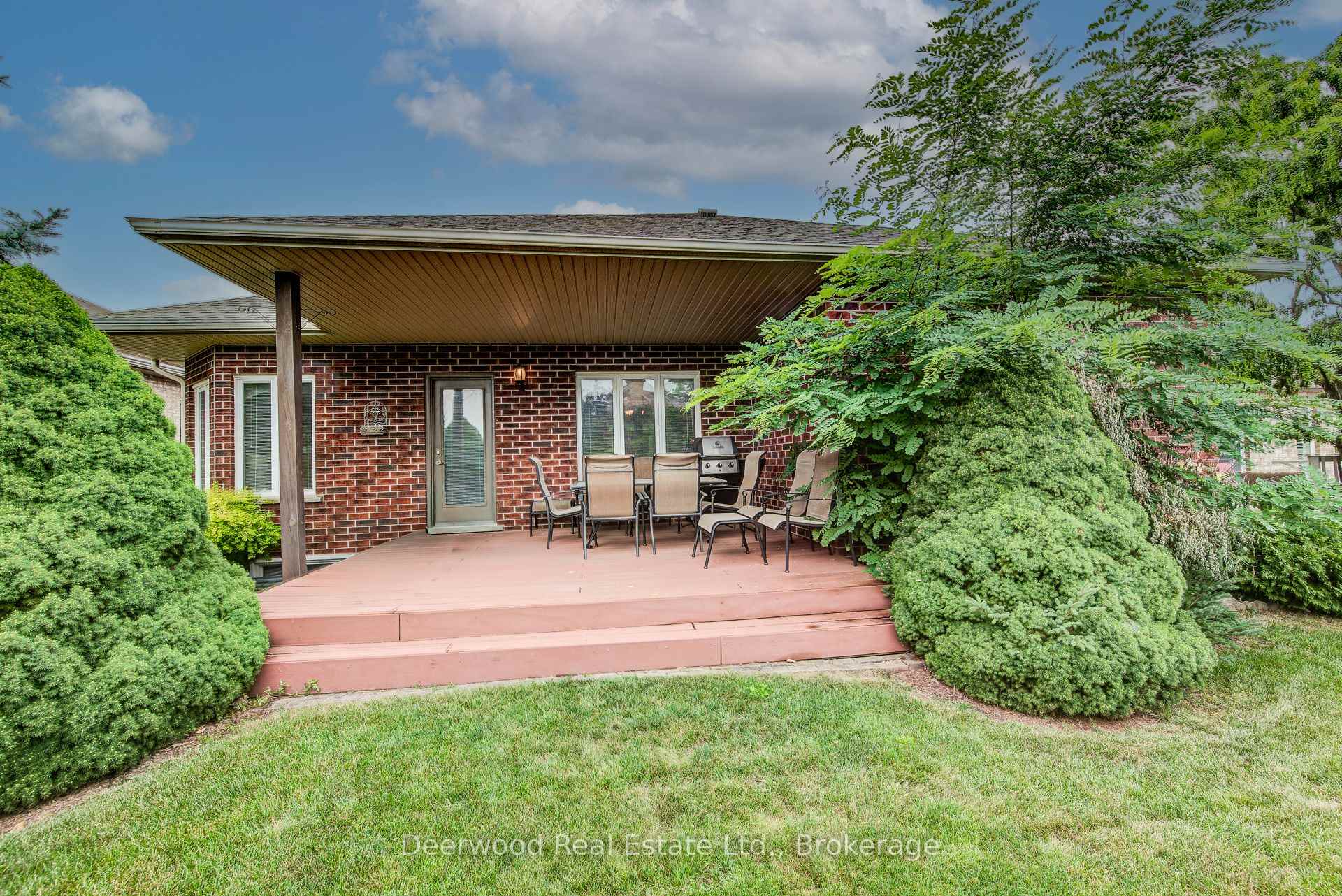 Photo 34 of Unit 19, 156 Devonshire Drive, Wilmot, New Hamburg — HOMEH