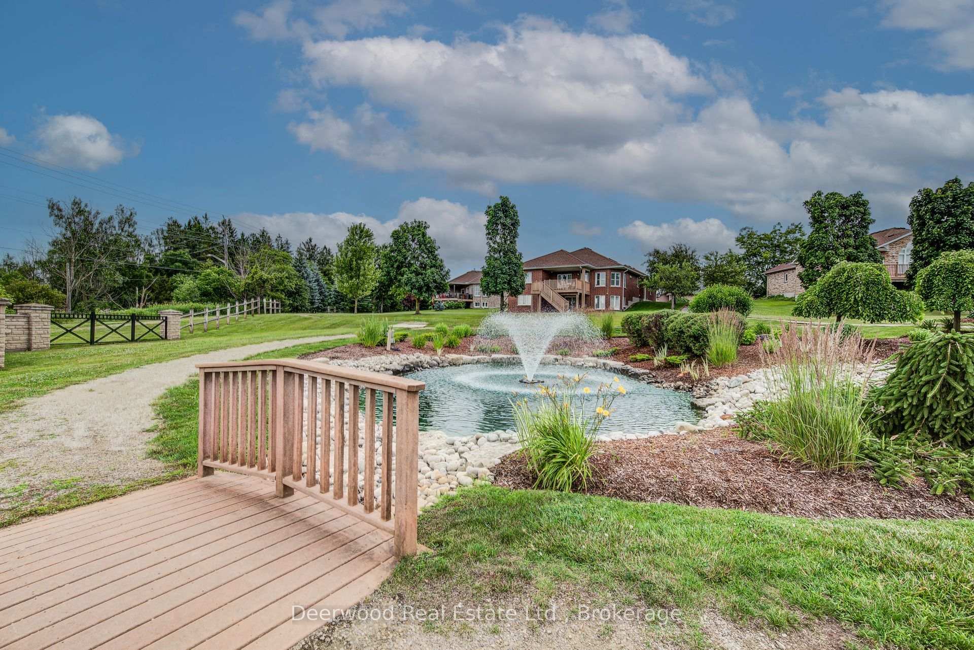Photo 42 of Unit 19, 156 Devonshire Drive, Wilmot, New Hamburg — HOMEH
