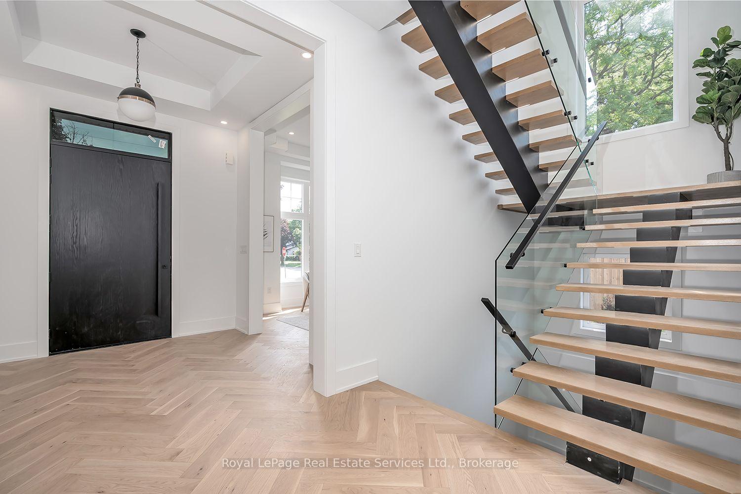 Photo 5 of 296 Tuck Drive, Burlington, Shoreacres — HOMEH