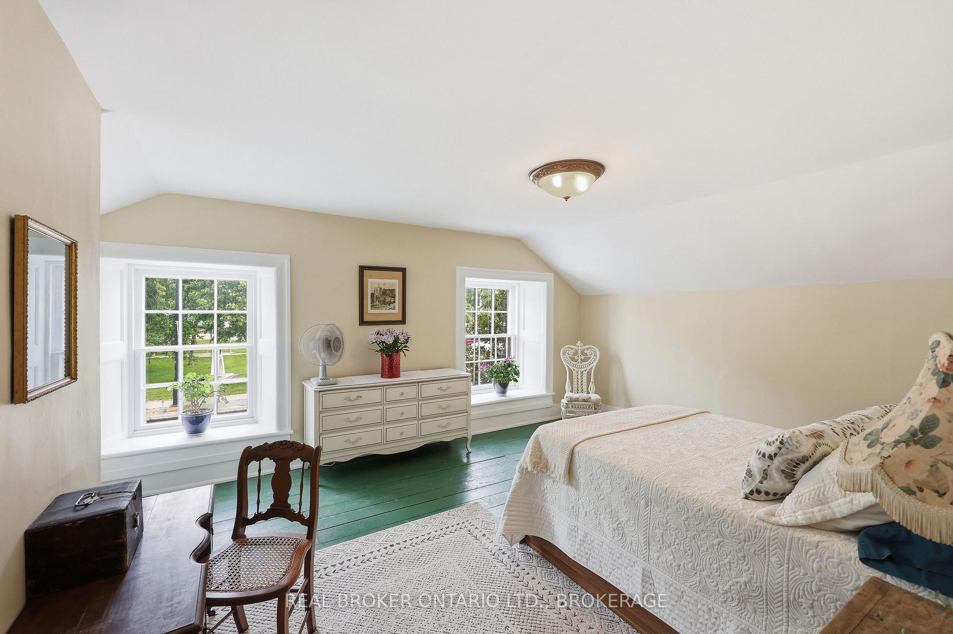 Photo 30 of 595 King Street E, Gananoque, Gananoque — HOMEH