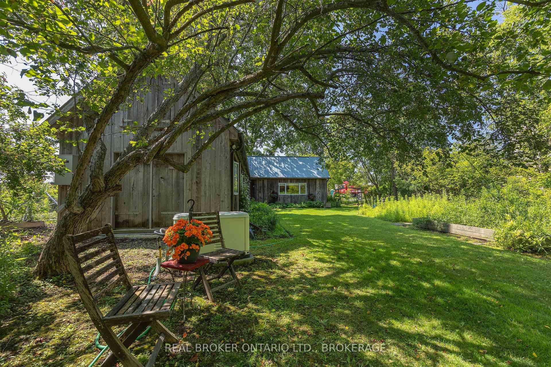 Photo 74 of 595 King Street E, Gananoque, Gananoque — HOMEH