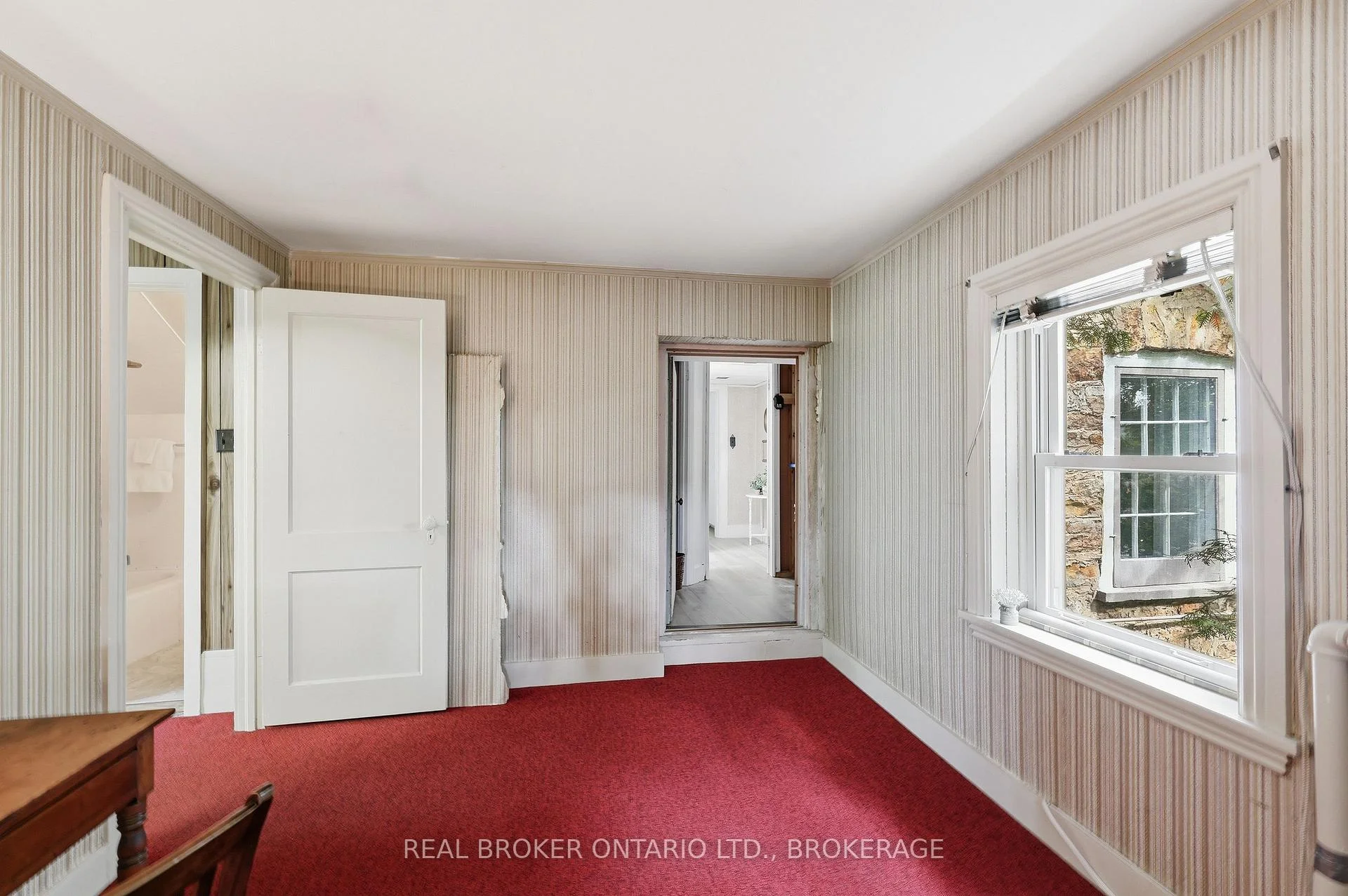 Photo 55 of 595 King Street E, Gananoque, Gananoque — HOMEH