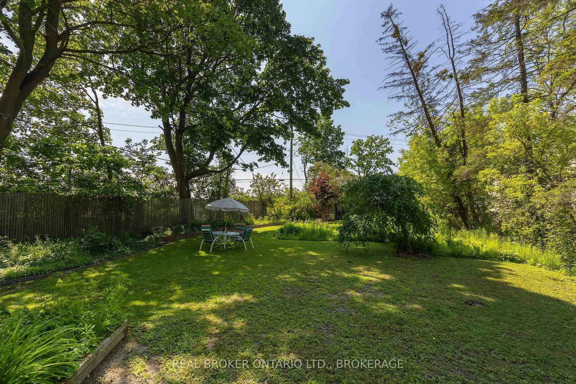 Photo 60 of 595 King Street E, Gananoque, Gananoque — HOMEH