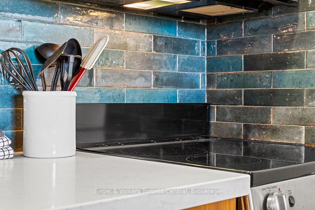 Photo 16 of Unit 404, 170 Jozo Weider Boulevard, Blue Mountains — HOMEH