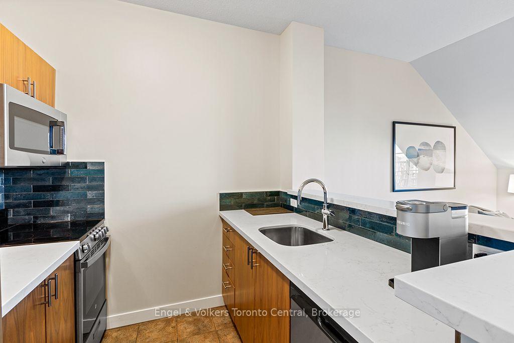 Photo 17 of Unit 404, 170 Jozo Weider Boulevard, Blue Mountains — HOMEH
