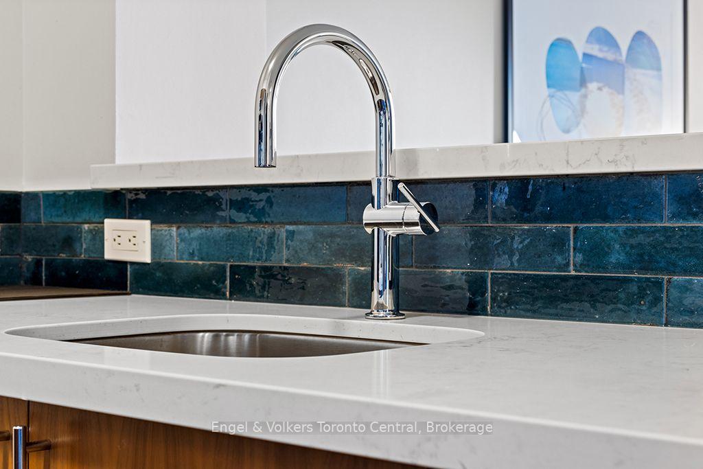 Photo 18 of Unit 404, 170 Jozo Weider Boulevard, Blue Mountains — HOMEH