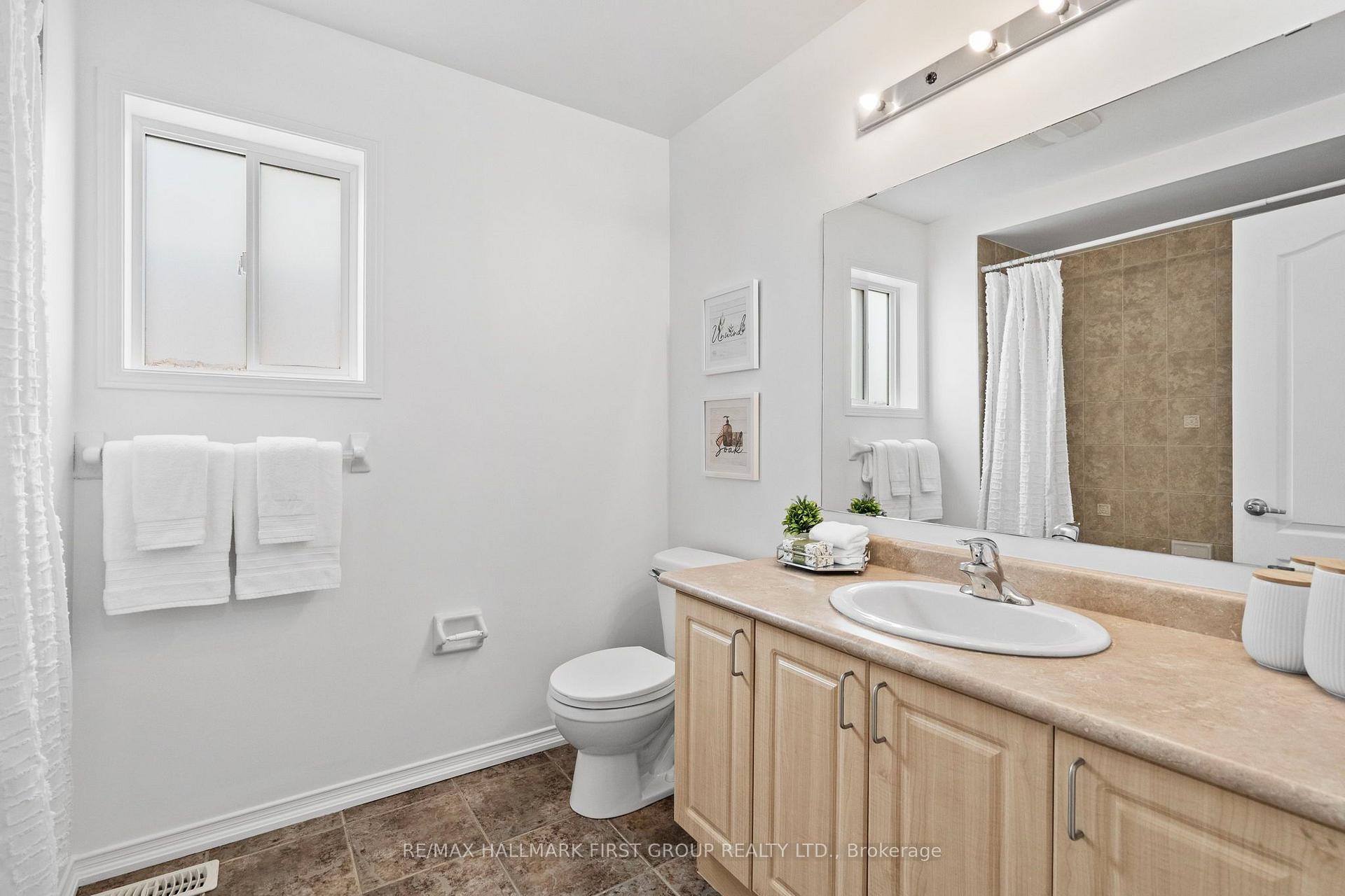 Photo 16 of 1773 Badgley Drive, Oshawa, Taunton — HOMEH