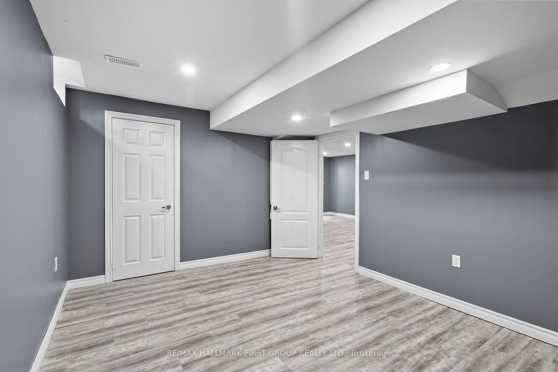 Photo 24 of 1773 Badgley Drive, Oshawa, Taunton — HOMEH