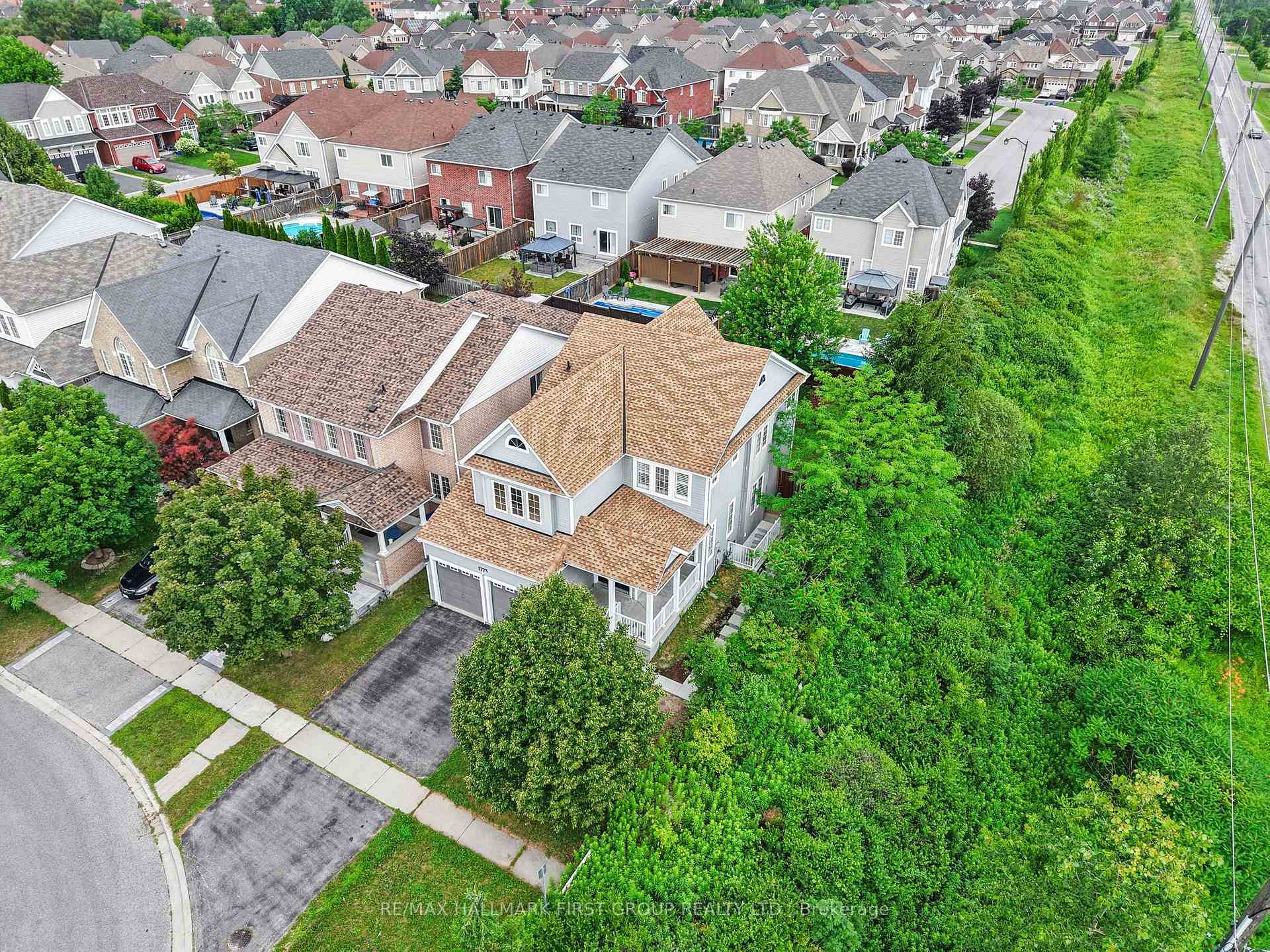 Photo 28 of 1773 Badgley Drive, Oshawa, Taunton — HOMEH