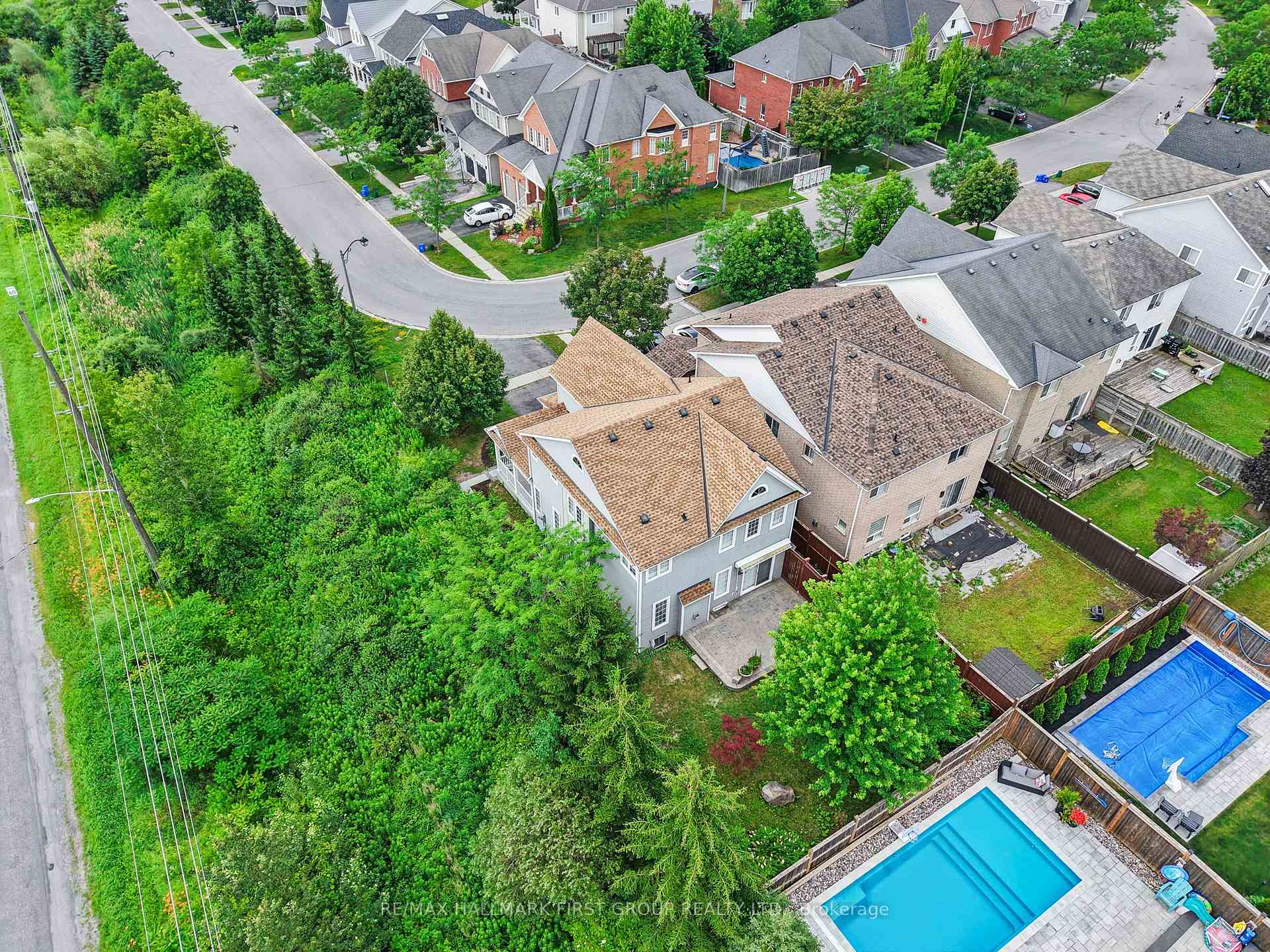 Photo 29 of 1773 Badgley Drive, Oshawa, Taunton — HOMEH
