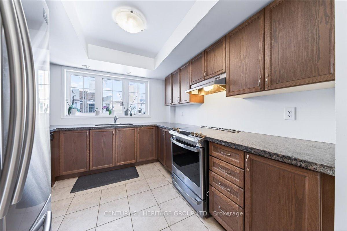 Photo 14 of Unit 258, 32 Foal Path S, Oshawa, Windfields — HOMEH