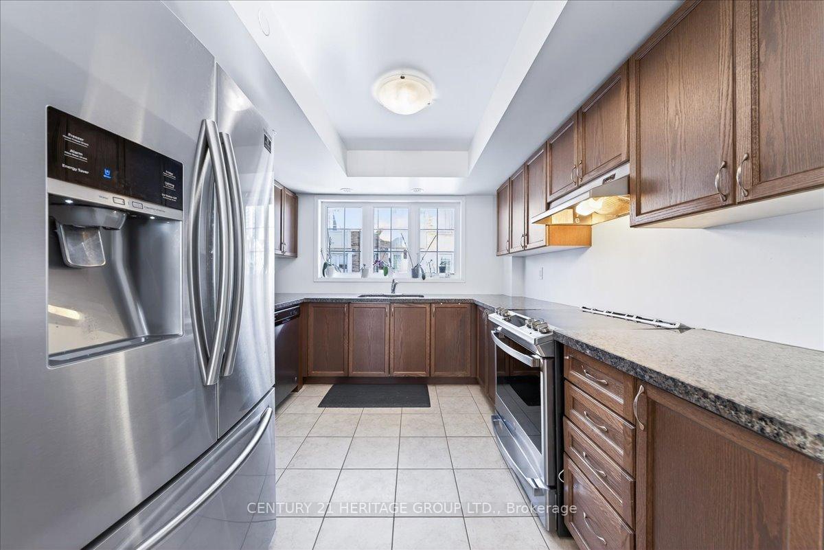 Photo 15 of Unit 258, 32 Foal Path S, Oshawa, Windfields — HOMEH