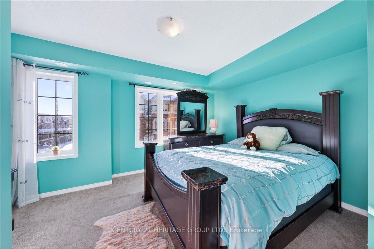 Photo 32 of Unit 258, 32 Foal Path S, Oshawa, Windfields — HOMEH